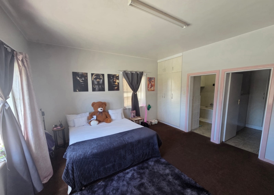 1 Bedroom Property for Sale in Humewood Eastern Cape
